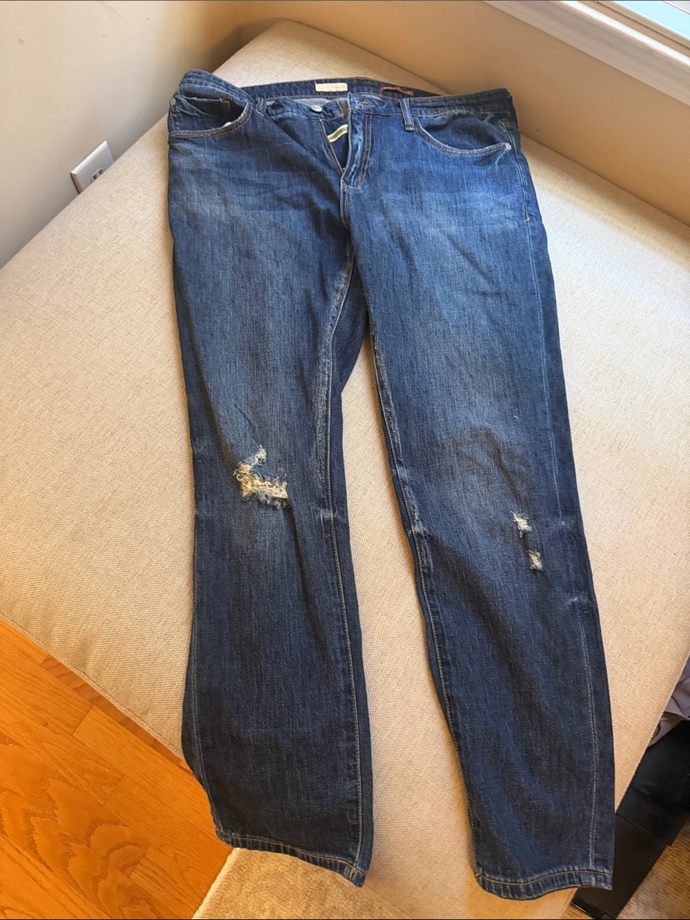 Pilcro Women's Blue Straight-Leg Jeans with Distressed Knees